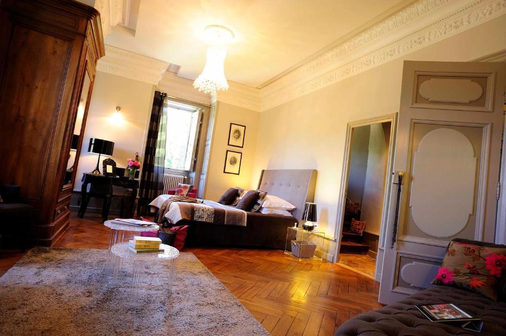 Château Clément - Les Collectionneurs Vals-les-Bains Quarto foto